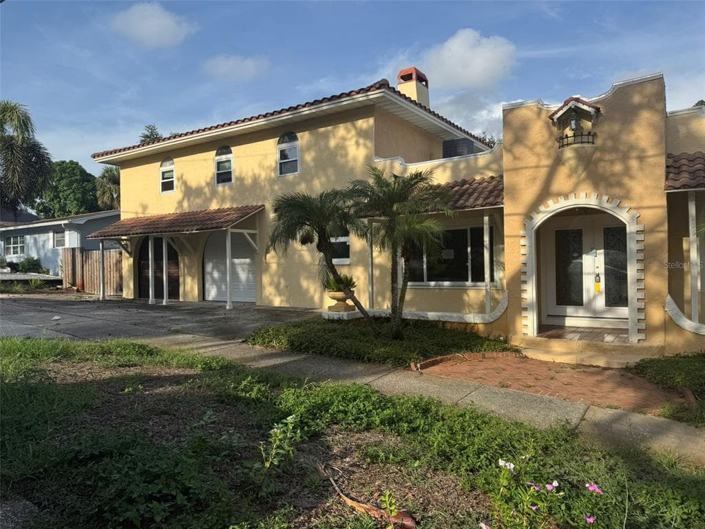 30 KREAMER AVENUE