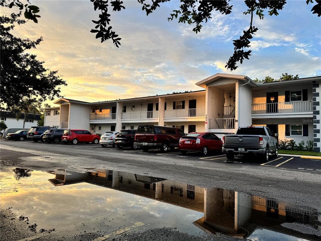 304 46TH AVENUE TERRACE W UNIT 421 BRADENTON, FL 34207