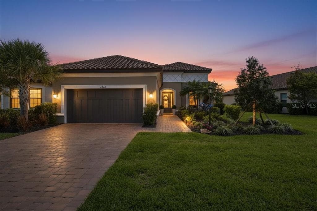 6243 PLATEAU COURT BRADENTON, FL 34203