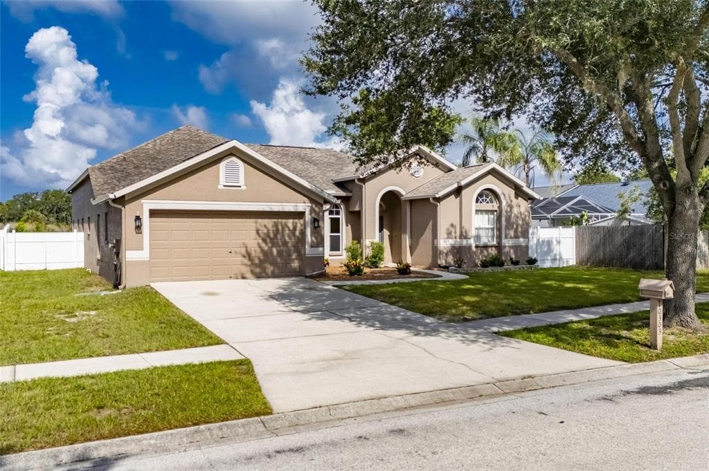 10303 TARRAGON DRIVE RIVERVIEW, FL 33569