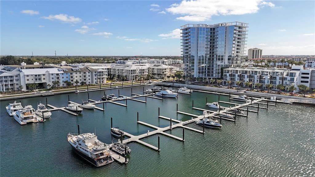 5120 MARINA WAY UNIT 7703 TAMPA, FL 33611