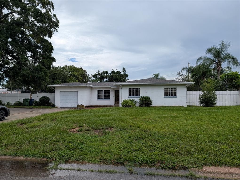 2510 W FERN STREET TAMPA, FL 33614