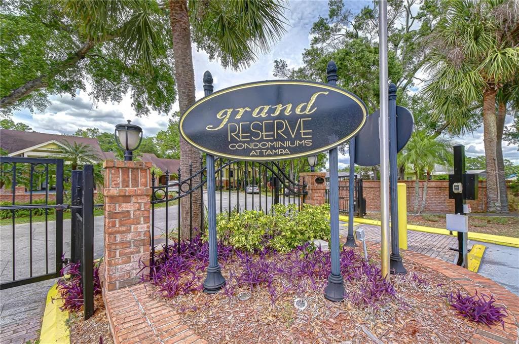 8711 FANCY FINCH DRIVE UNIT 101 TAMPA, FL 33614