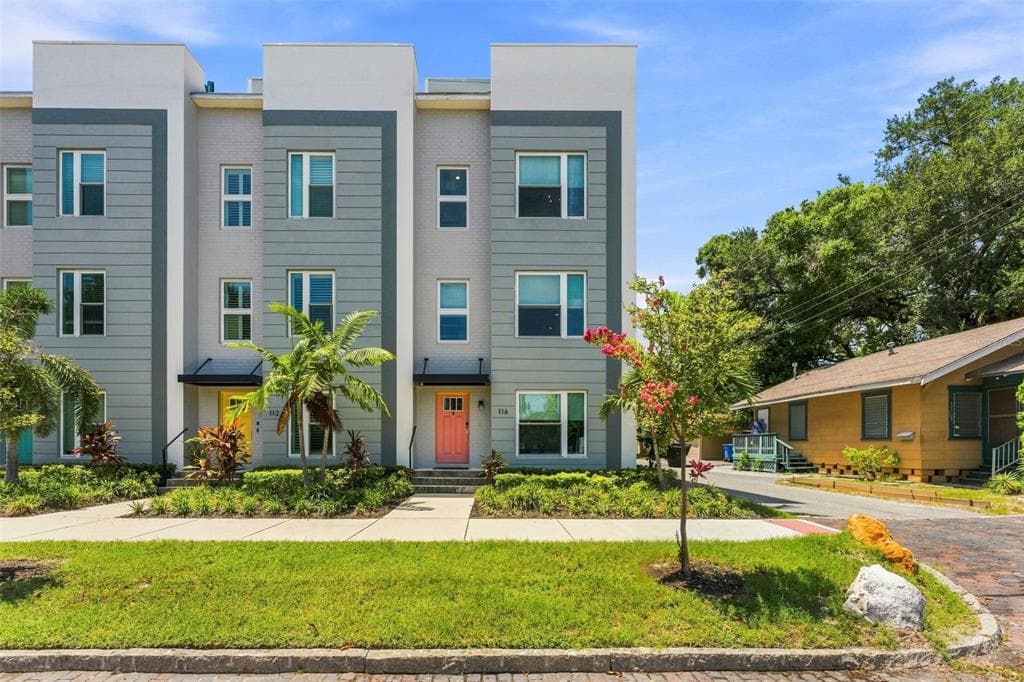 116 26TH STREET N ST PETERSBURG, FL 33713