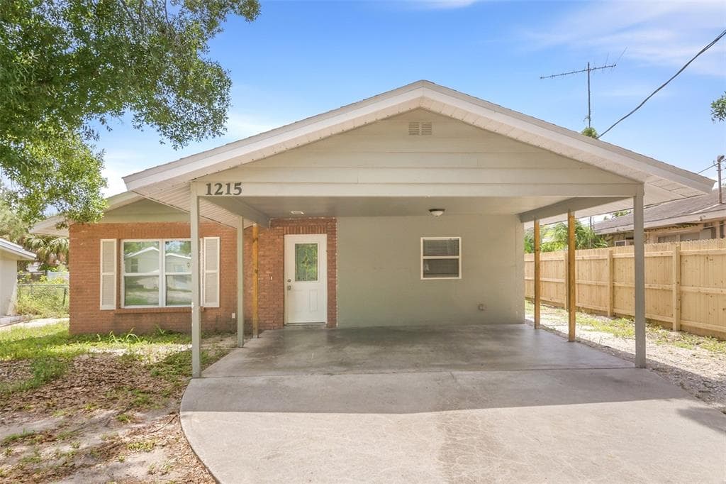 1215 39TH STREET W