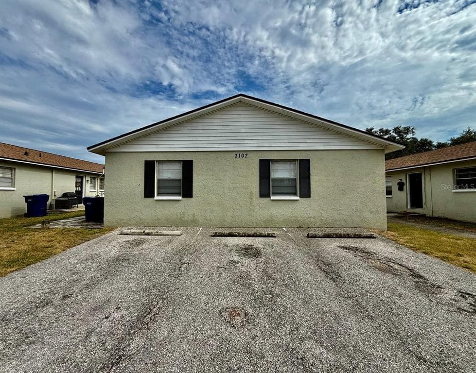 3107 W MARCUM STREET UNIT B TAMPA, FL 33611