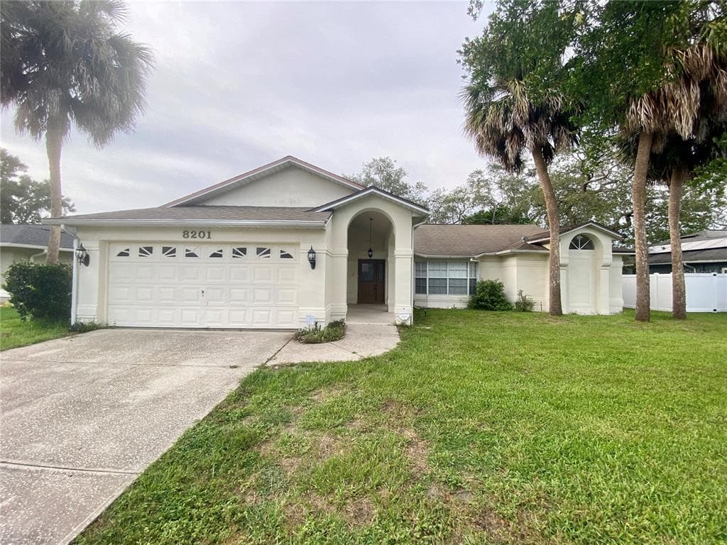 8201 RHANBUOY ROAD SPRING HILL, FL 34606