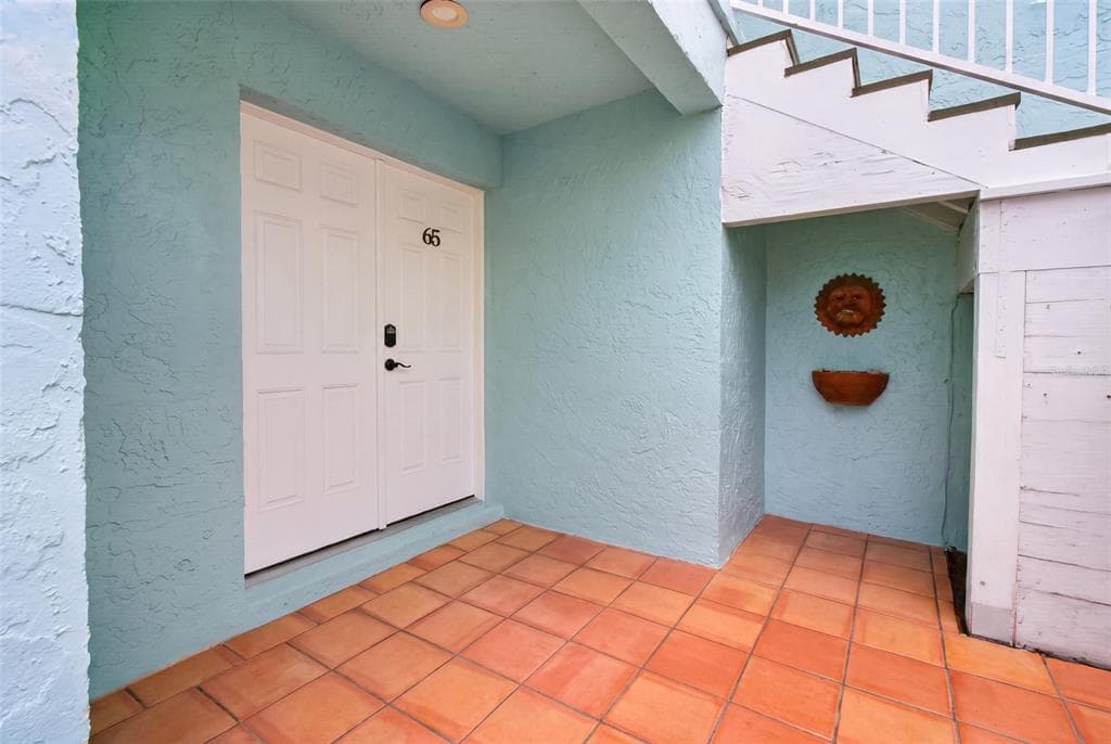 1 WINDRUSH BOULEVARD UNIT 65 INDIAN ROCKS BEACH, FL 33785