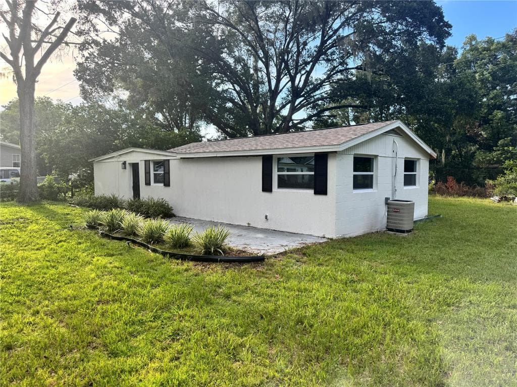 38839 MILLER AVENUE ZEPHYRHILLS, FL 33542