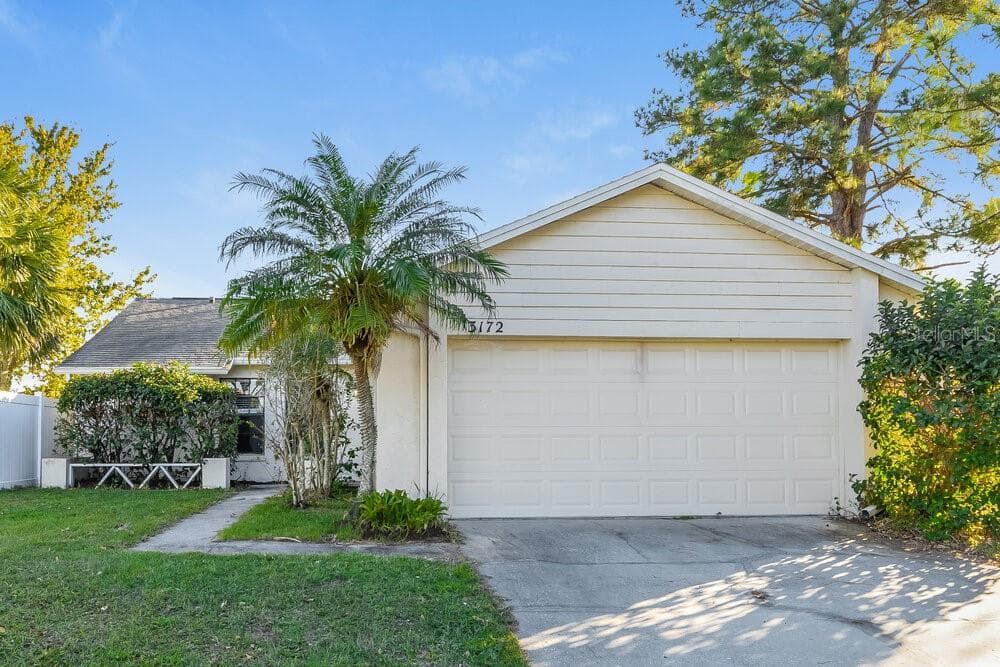 3172 BURLINGTON DRIVE ORLANDO, FL 32837