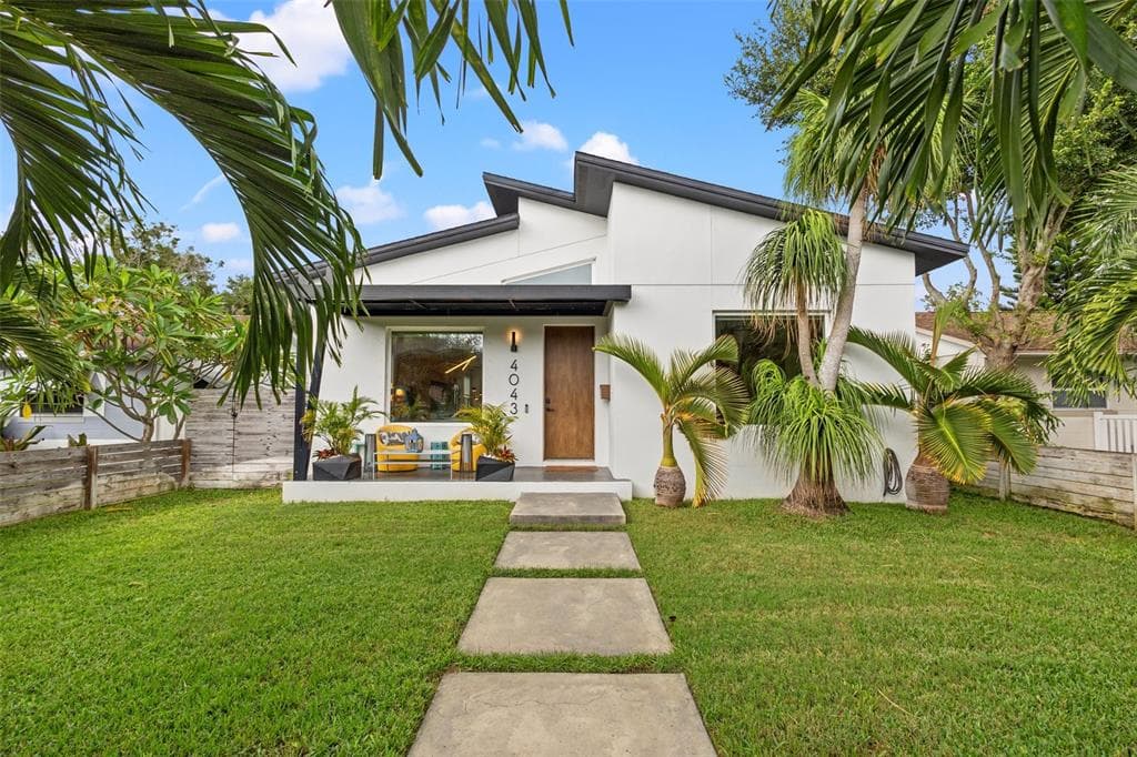 4043 7TH AVENUE N ST PETERSBURG, FL 33713