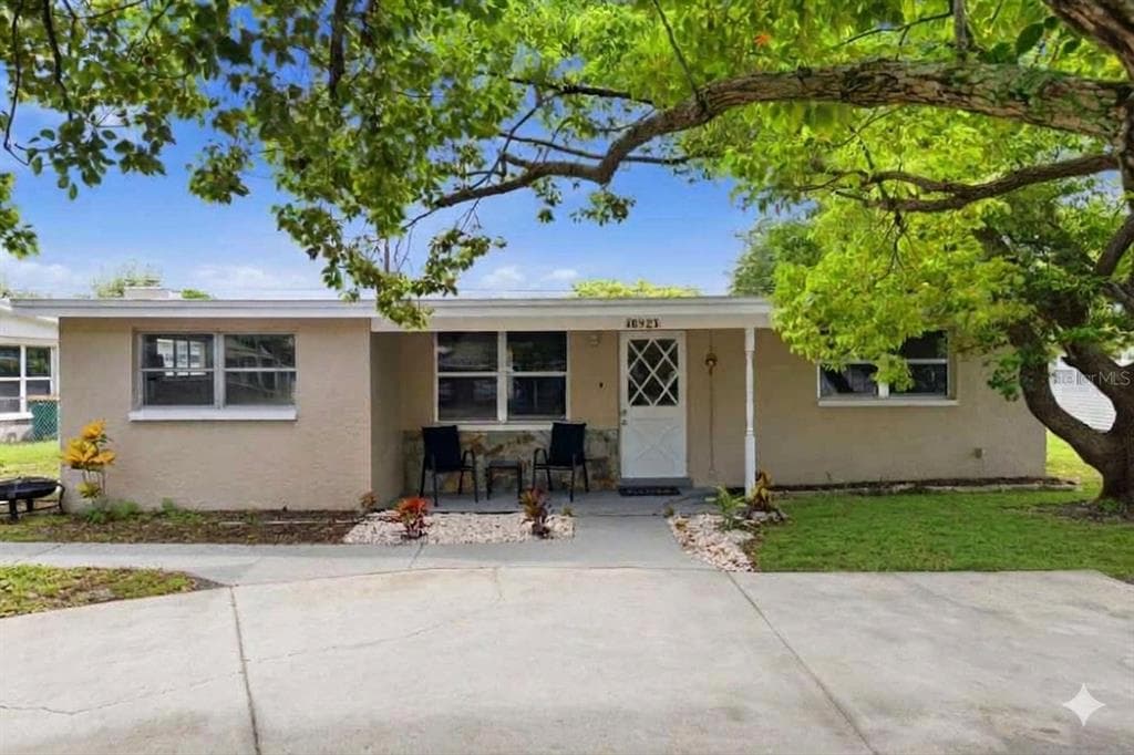 10923 109TH WAY SEMINOLE, FL 33778
