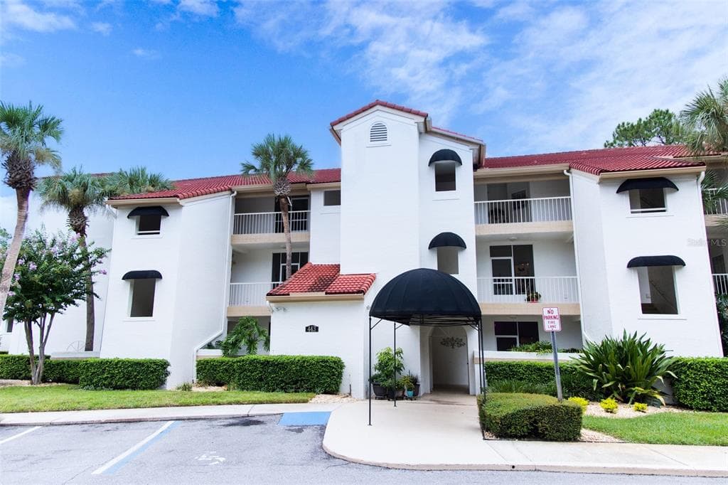 443 HAMPTONCREST CIRCLE UNIT 103 LAKE MARY, FL 32746