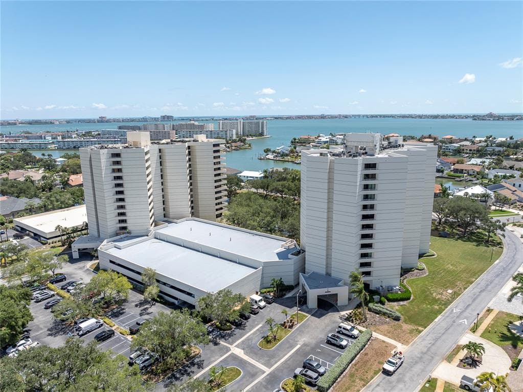 5950 PELICAN BAY PLAZA S UNIT 601