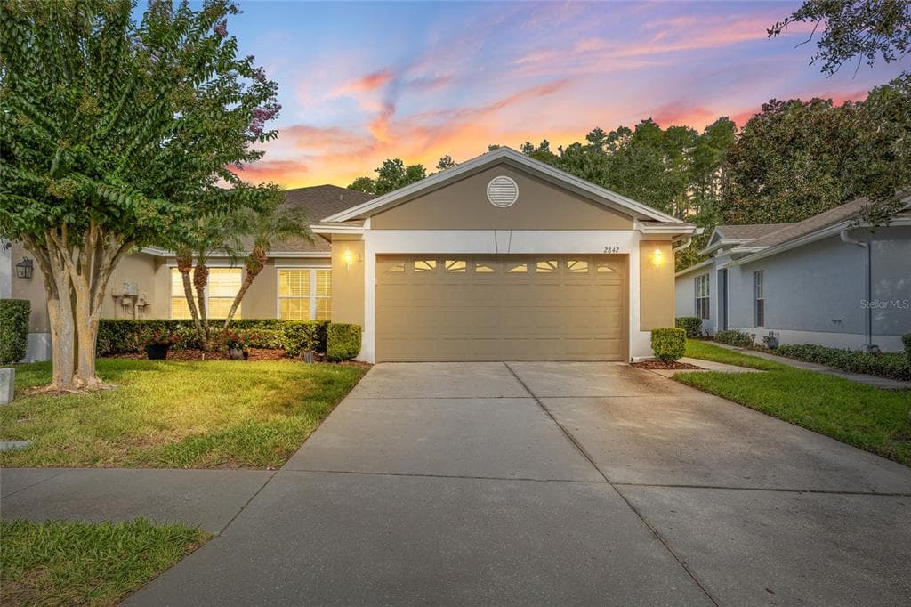 2842 TANGLEWYLDE DRIVE