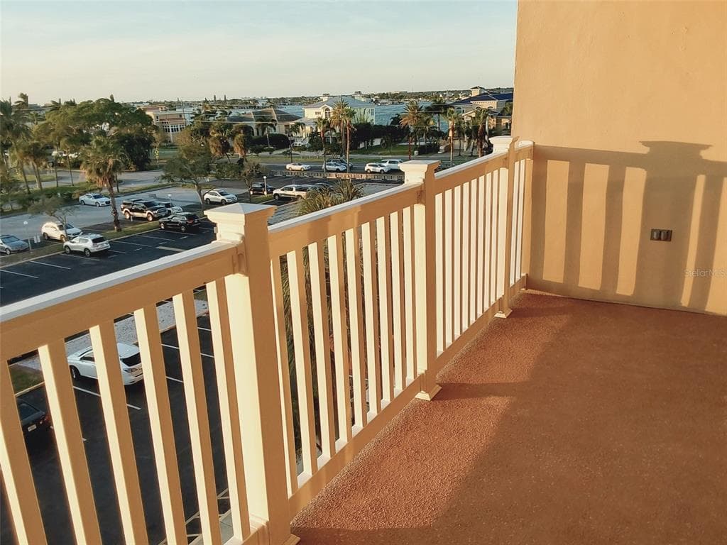 500 TREASURE ISLAND CAUSEWAY UNIT 502 TREASURE ISLAND, FL 33706