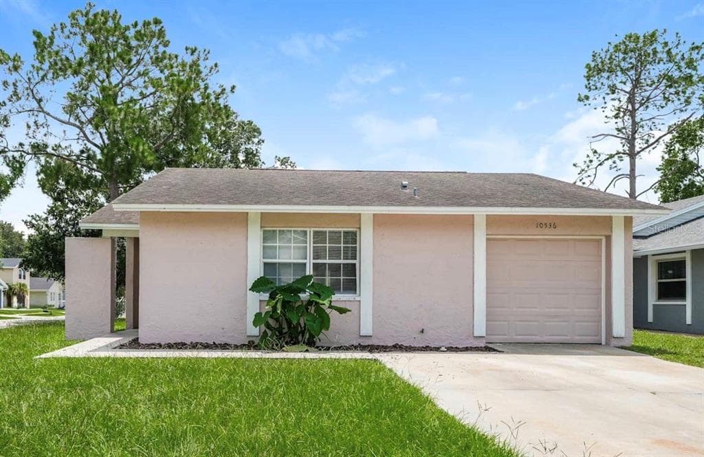 10536 CHADBOURNE DRIVE TAMPA, FL 33624