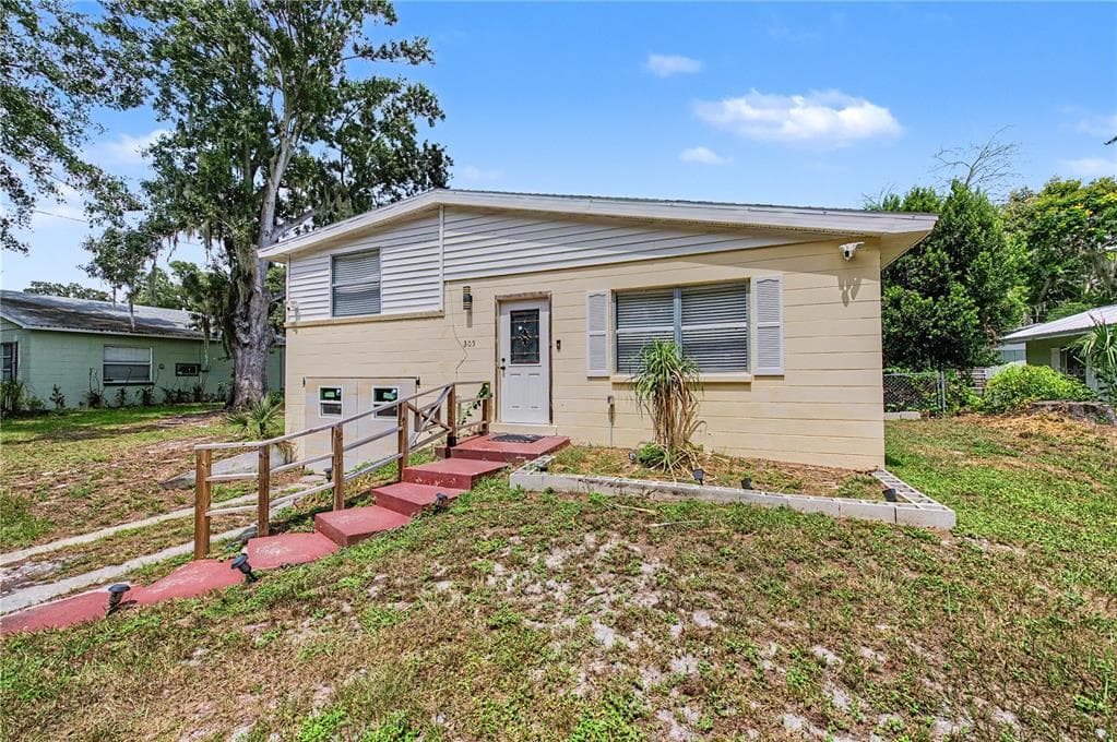 305 CORDOVA ROAD AUBURNDALE, FL 33823