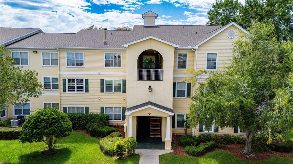 18525 BRIDLE CLUB DRIVE UNIT 18525