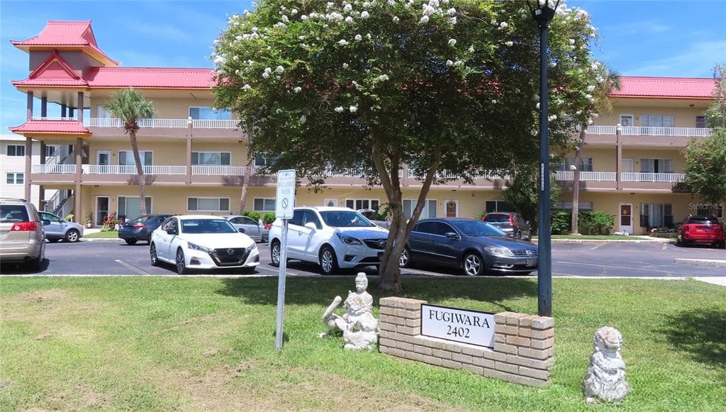 2402 ECUADORIAN WAY UNIT 34 CLEARWATER, FL 33763