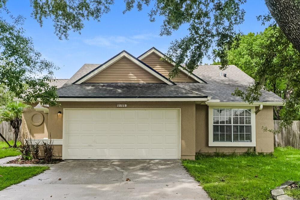 10119 PINK CARNATION COURT ORLANDO, FL 32825