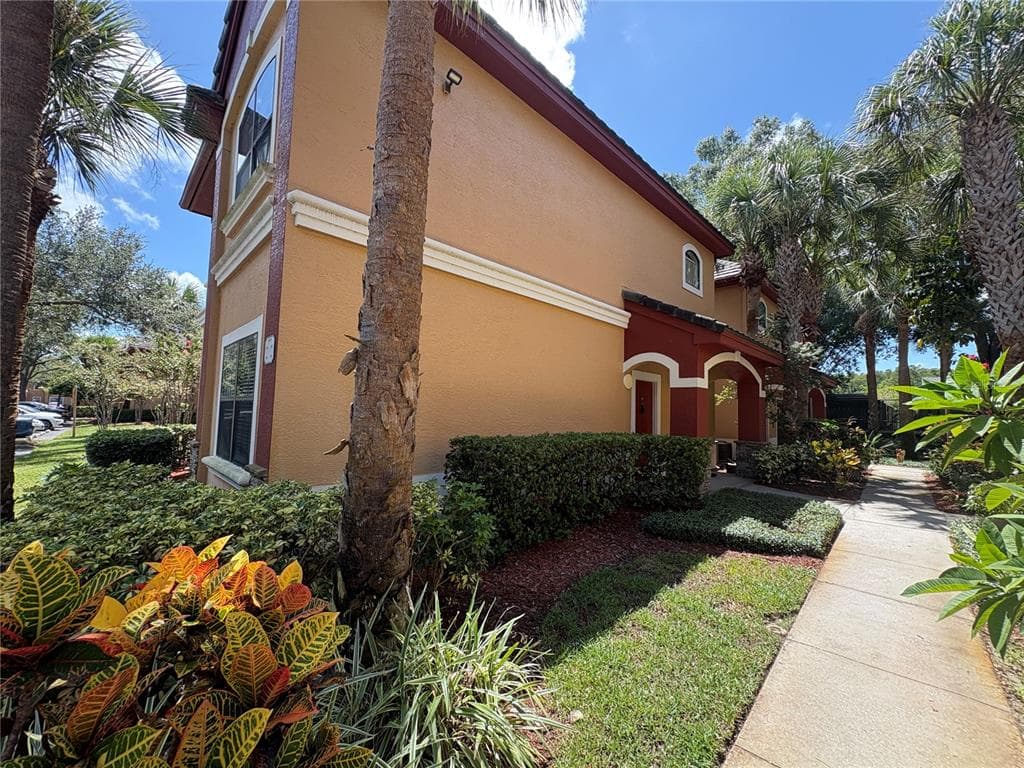 2220 CHIANTI PLACE UNIT 814