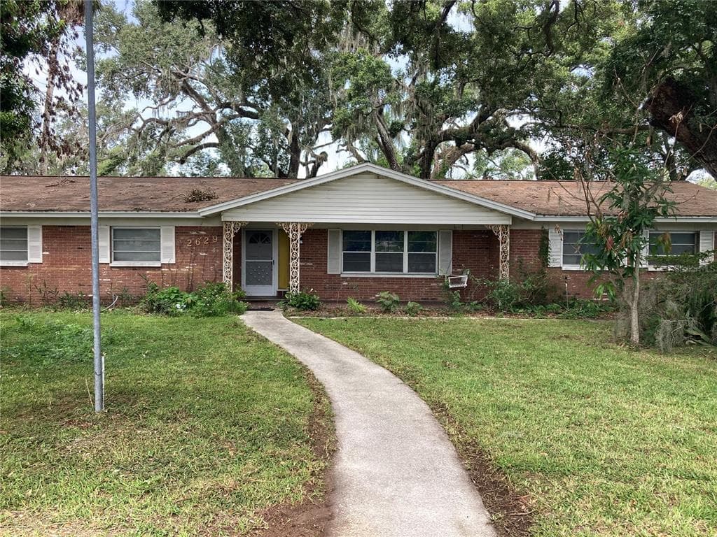 2629 S PARSONS AVENUE SEFFNER, FL 33584