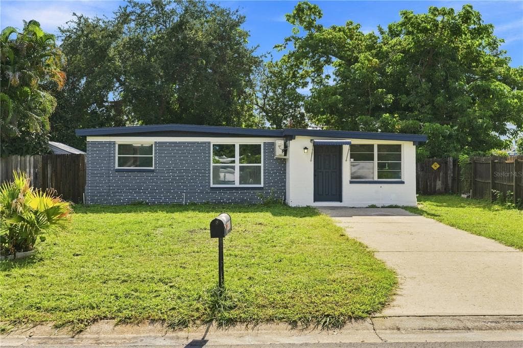 9149 83RD STREET SEMINOLE, FL 33777