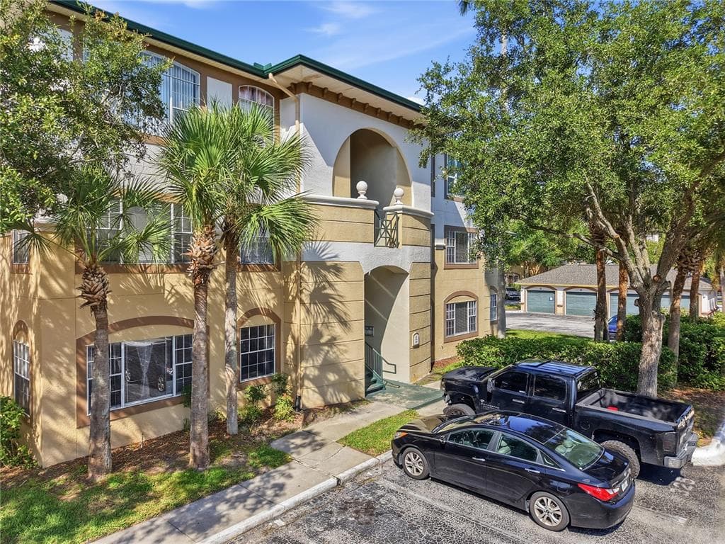 17101 CARRINGTON PARK DRIVE UNIT 404 TAMPA, FL 33647