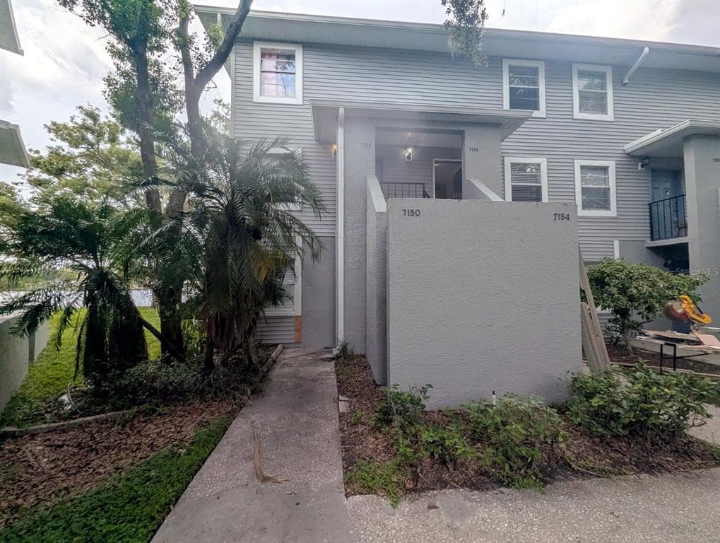 7154 E BANK DRIVE UNIT 7154 TAMPA, FL 33617