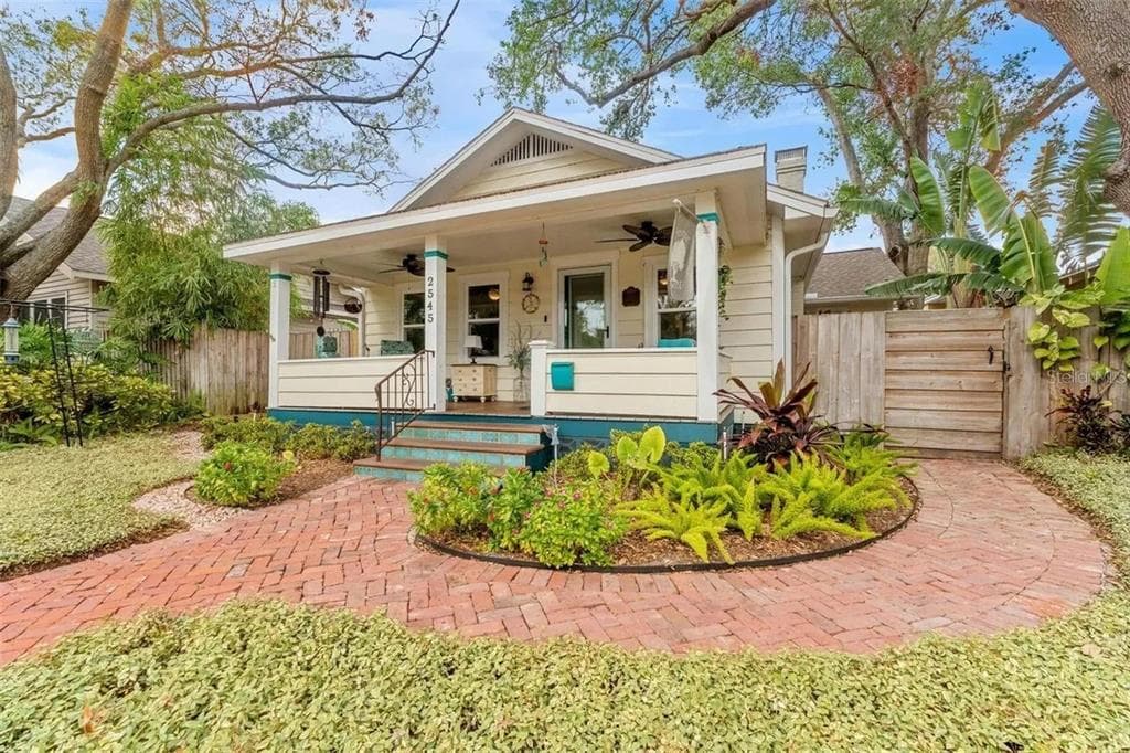 2545 2ND AVENUE N ST PETERSBURG, FL 33713