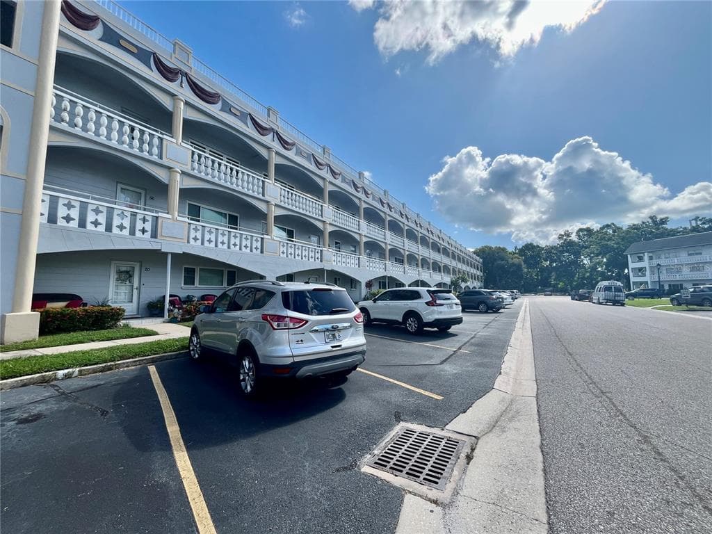 2460 FRANCISCAN DRIVE UNIT 28 CLEARWATER, FL 33763