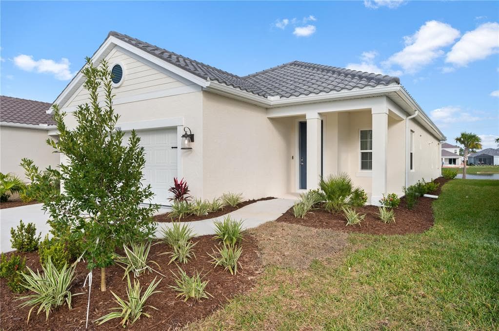10366 LAKE GEORGE AVENUE SARASOTA, FL 34241