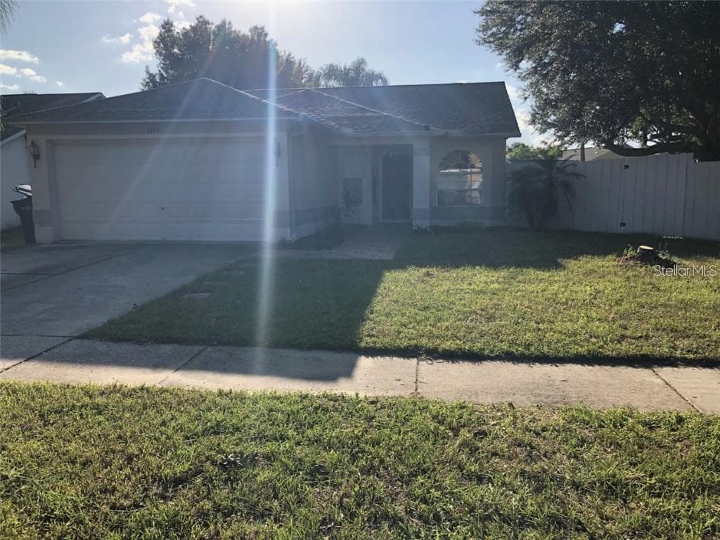 1454 MOHRLAKE DRIVE BRANDON, FL 33511