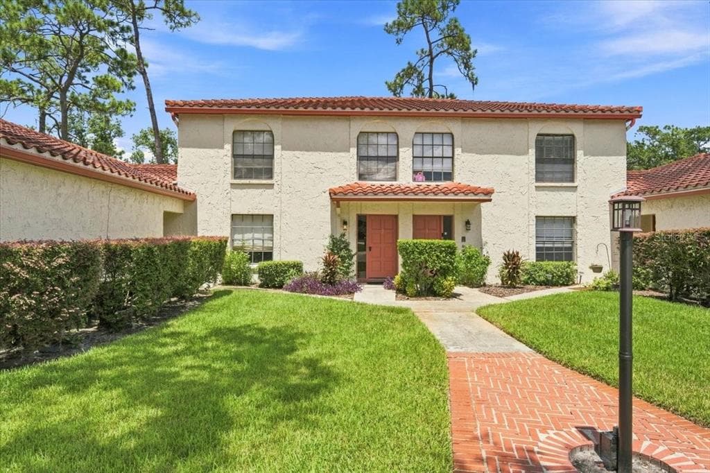 5444 SADDLEBROOK UNIT 2 ZEPHYRHILLS, FL 33543