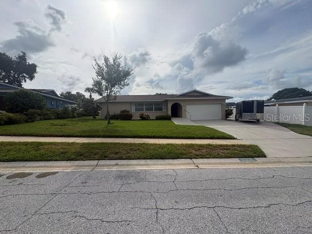 11235 APACHE PLACE LARGO, FL 33774
