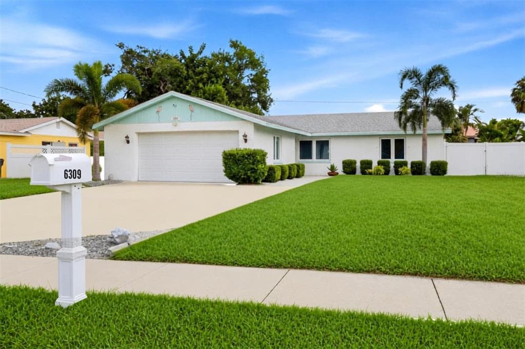 6309 FLAMINGO DRIVE APOLLO BEACH, FL 33572