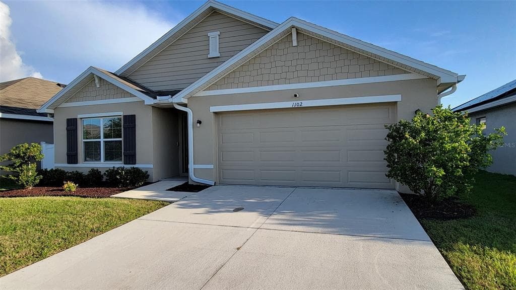 1102 COASTAL HAMMOCK AVENUE RUSKIN, FL 33570