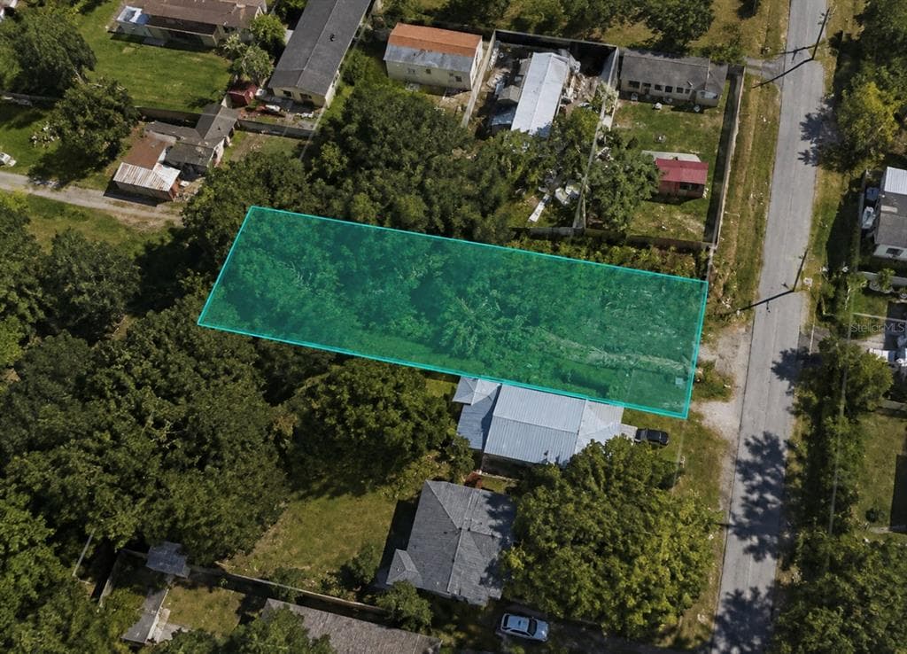 1131 FLEMING AVENUE LAKELAND, FL 33815