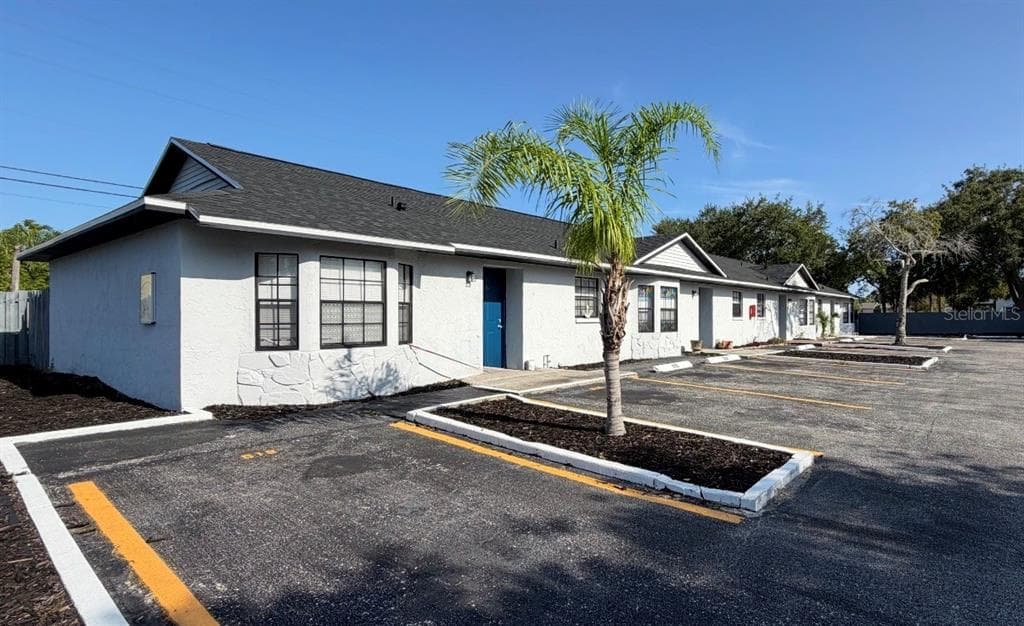 501 ST. MICHAELS WAY UNIT 504 TARPON SPRINGS, FL 34689