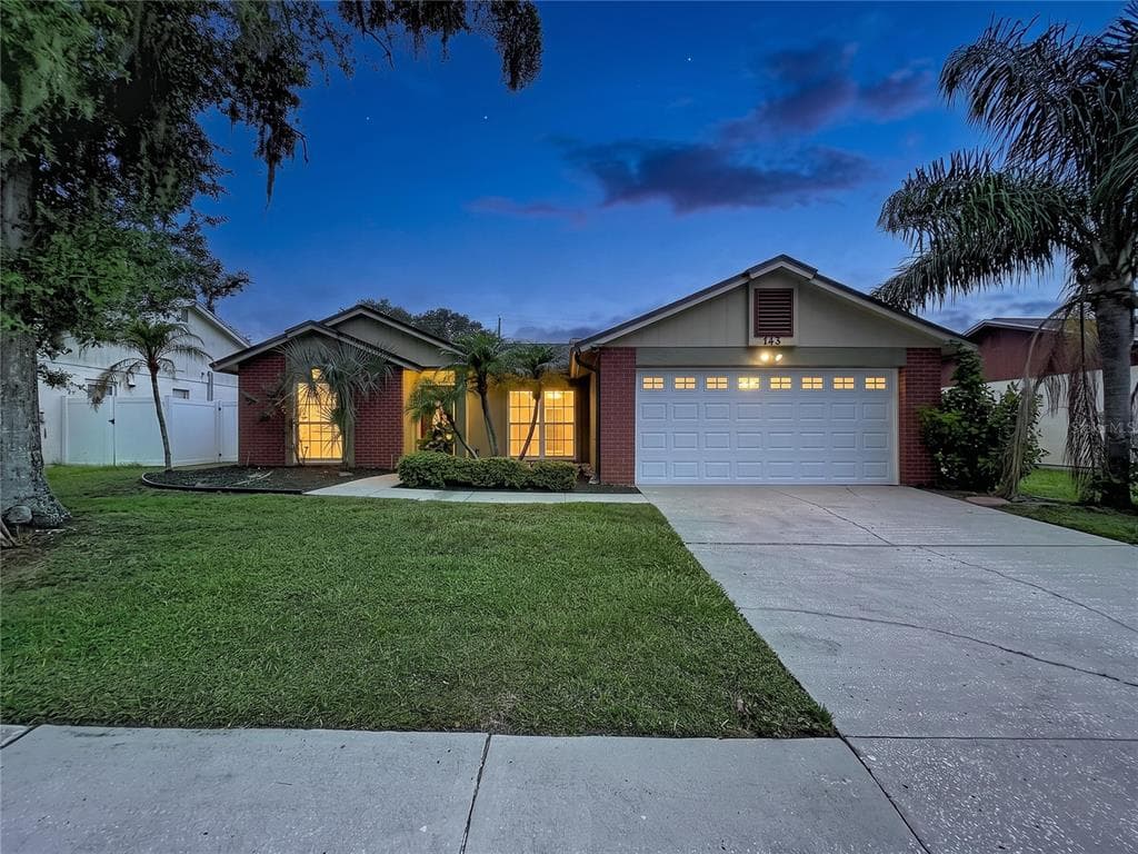 743 STILLVIEW CIRCLE BRANDON, FL 33510