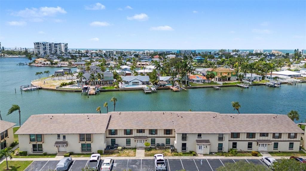 519 PLAZA SEVILLE COURT UNIT 39