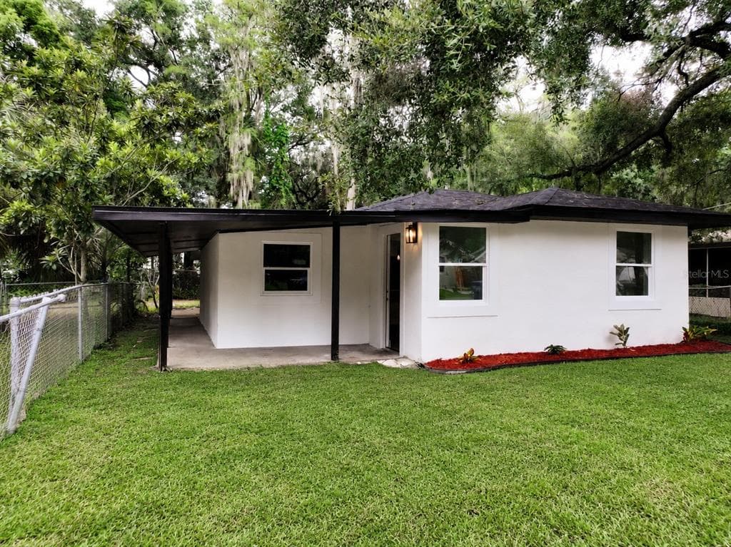 919 W HIAWATHA STREET TAMPA, FL 33604