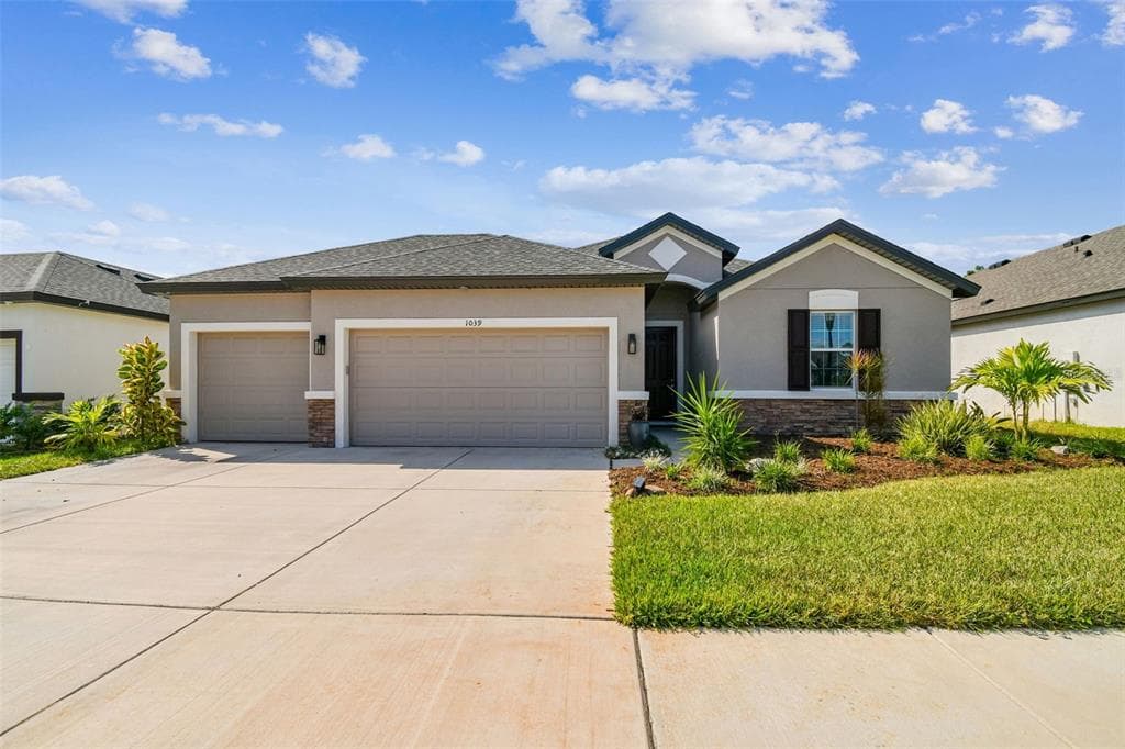 1039 DAVIS HEATHER CIRCLE SEFFNER, FL 33584