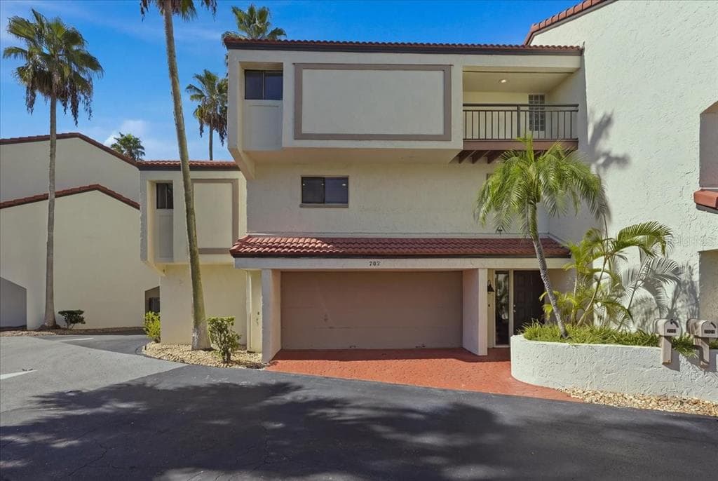 240 WINDWARD PASSAGE UNIT 702 CLEARWATER, FL 33767