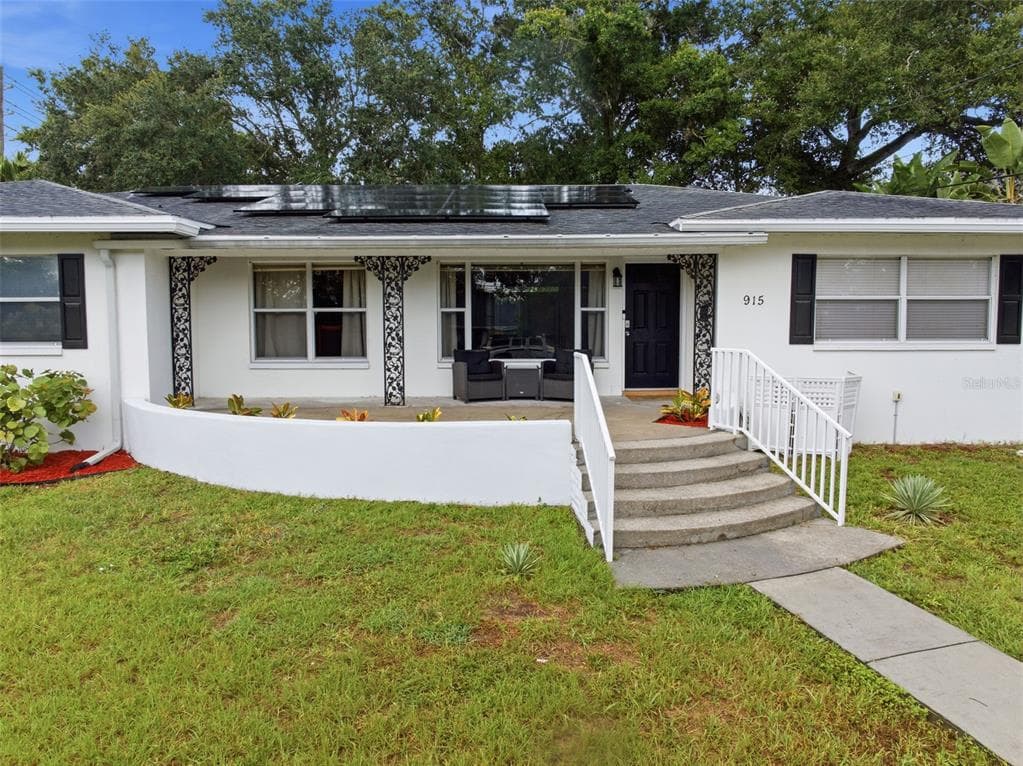 915 N GLENWOOD AVENUE CLEARWATER, FL 33755