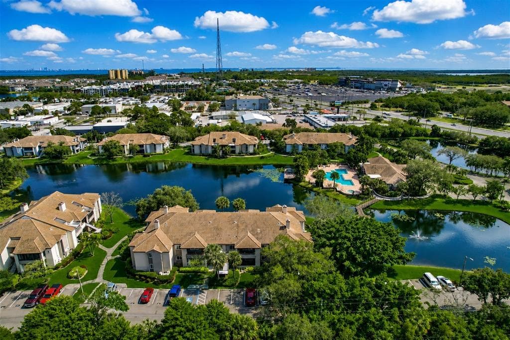 10263 GANDY BOULEVARD N UNIT 2403 ST PETERSBURG, FL 33702