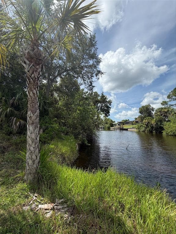 2265 CEDARWOOD STREET PORT CHARLOTTE, FL 33948