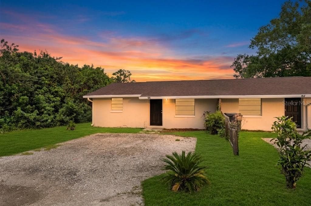 96 8TH STREET NE RUSKIN, FL 33570