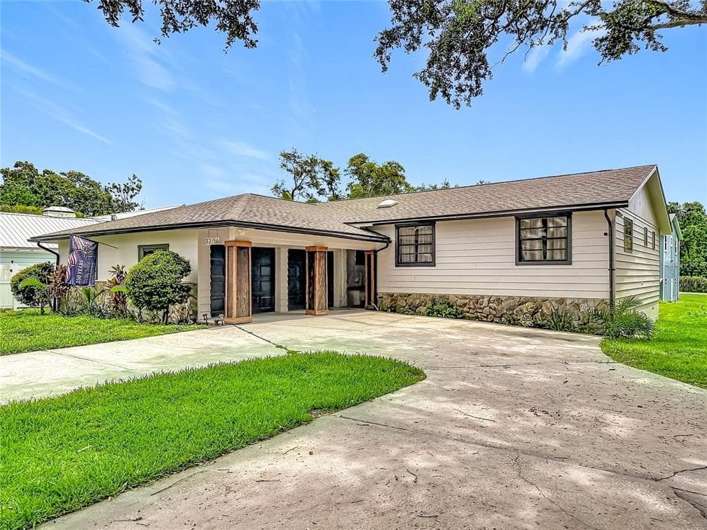 12756 POINSETTIA AVENUE SEMINOLE, FL 33776